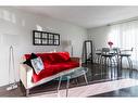 1004-81 Charlton Avenue E, Hamilton, ON  - Indoor Photo Showing Living Room 