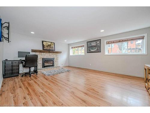 4455 Rogers Road, Burlington, ON - Indoor Photo Showing Living Room With Fireplace