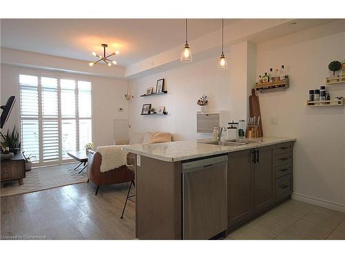 519-101 Shoreview Place, Hamilton, ON - Indoor Photo Showing Kitchen With Double Sink