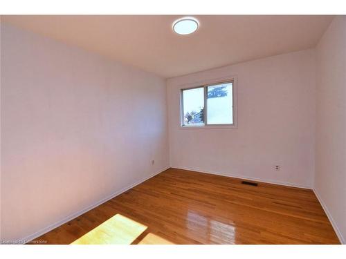 69 San Francisco Avenue, Hamilton, ON - Indoor Photo Showing Other Room