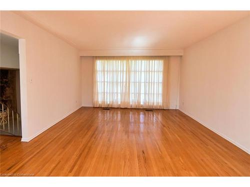 69 San Francisco Avenue, Hamilton, ON - Indoor Photo Showing Other Room