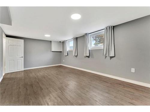 306 Paling Avenue, Hamilton, ON - Indoor Photo Showing Other Room