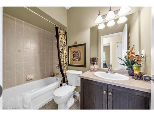 2-61 Cloverleaf Drive, Ancaster, ON - Indoor Photo Showing Bathroom