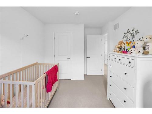 4165 Cassandra Drive, Beamsville, ON - Indoor Photo Showing Bedroom