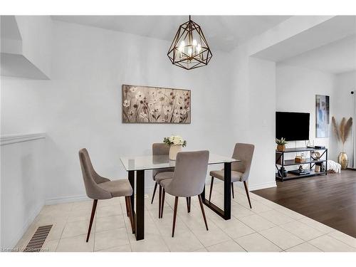 4165 Cassandra Drive, Beamsville, ON - Indoor Photo Showing Dining Room