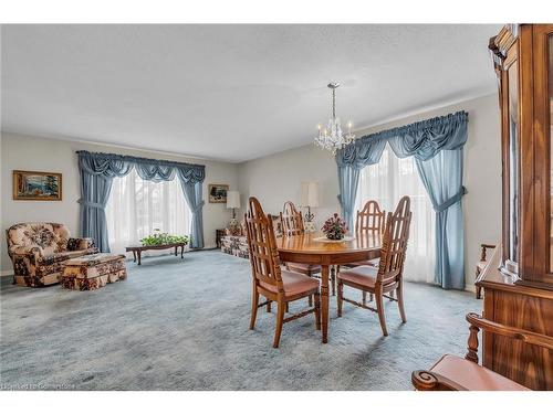 130 Jarrett Place, Dunnville, ON - Indoor Photo Showing Dining Room