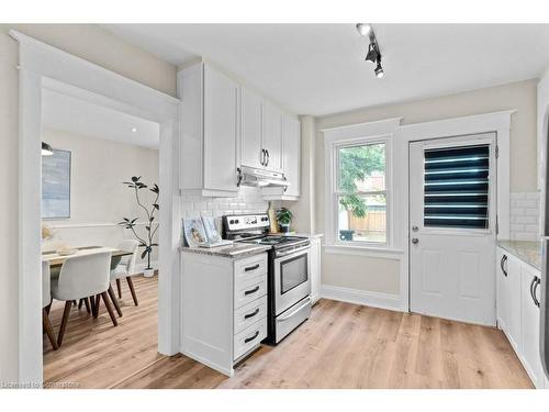 99 Belview Avenue, Hamilton, ON - Indoor Photo Showing Kitchen