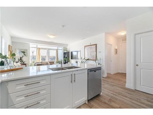 409-1 Redfern Street, Hamilton, ON - Indoor Photo Showing Kitchen With Double Sink