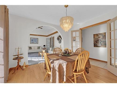 1500 Concession 7 Townsend Road, Waterford, ON - Indoor Photo Showing Dining Room