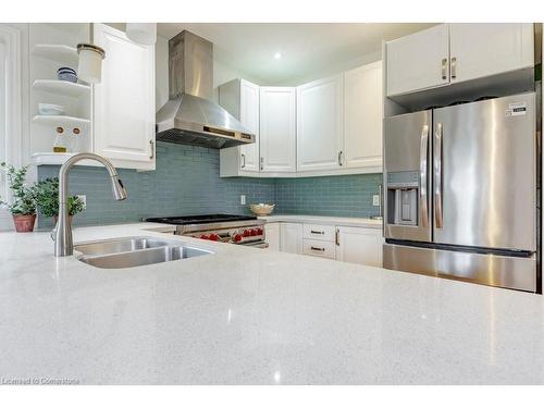 106 Victoria Street, Dundas, ON - Indoor Photo Showing Kitchen With Double Sink With Upgraded Kitchen