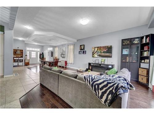 71 Broadoaks Drive, Cambridge, ON - Indoor Photo Showing Living Room