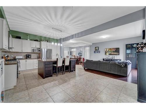 71 Broadoaks Drive, Cambridge, ON - Indoor Photo Showing Kitchen