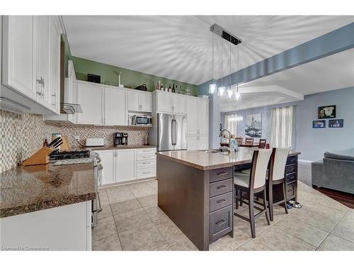 71 Broadoaks Drive, Cambridge, ON - Indoor Photo Showing Kitchen With Upgraded Kitchen