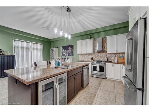 71 Broadoaks Drive, Cambridge, ON - Indoor Photo Showing Kitchen With Double Sink