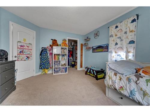 71 Broadoaks Drive, Cambridge, ON - Indoor Photo Showing Bedroom