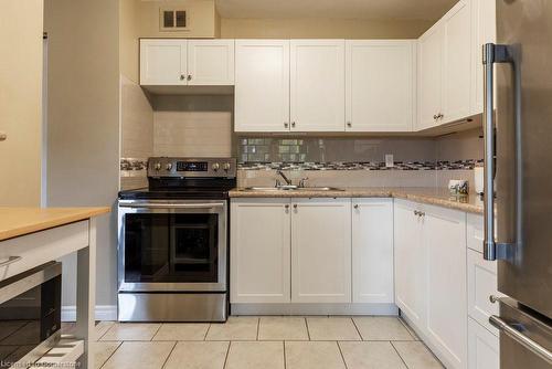 409-75 Glenburn Court, Hamilton, ON - Indoor Photo Showing Kitchen With Stainless Steel Kitchen With Double Sink