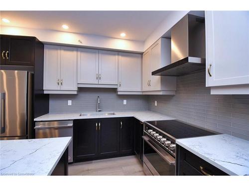 306-153 Wilson Street W, Ancaster, ON - Indoor Photo Showing Kitchen