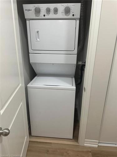 306-50 Herrick Avenue, St. Catharines, ON - Indoor Photo Showing Laundry Room