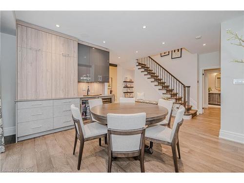 21-4360 Millcroft Park Drive, Burlington, ON - Indoor Photo Showing Dining Room