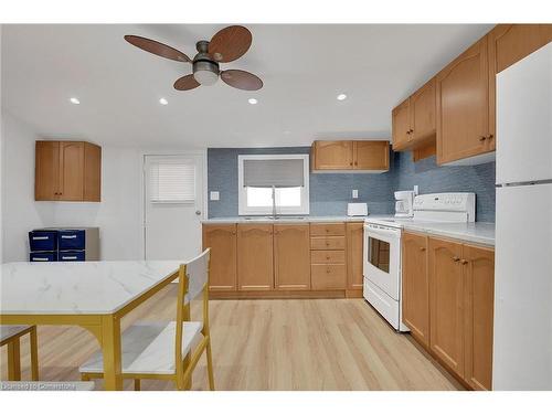 1038 Lakeshore Road, Selkirk, ON - Indoor Photo Showing Kitchen