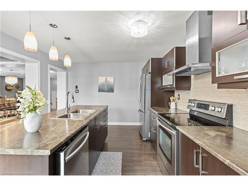 14 Carroll Lane Lane, Brantford, ON - Indoor Photo Showing Kitchen With Double Sink With Upgraded Kitchen