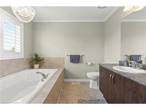 14 Carroll Lane Lane, Brantford, ON - Indoor Photo Showing Bathroom