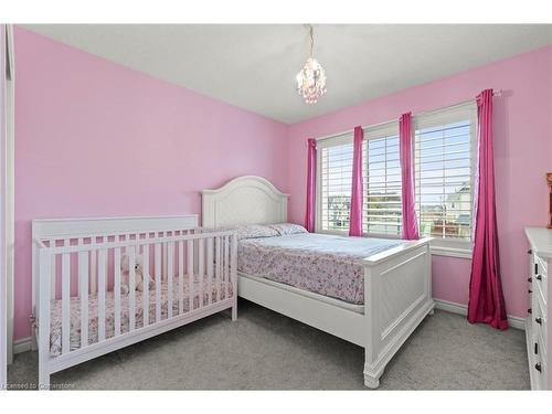 14 Carroll Lane Lane, Brantford, ON - Indoor Photo Showing Bedroom