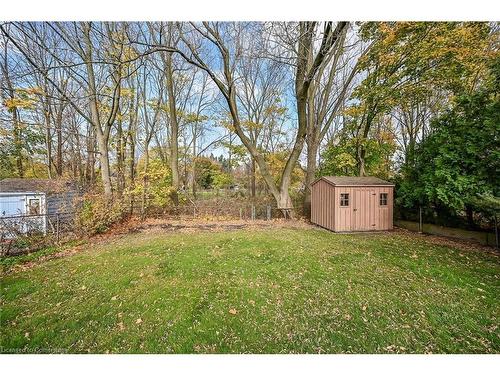 54 Little John Road, Dundas, ON - Outdoor