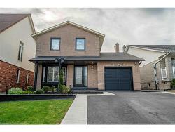 35 Quincy Court  Hamilton, ON L8W 2T5