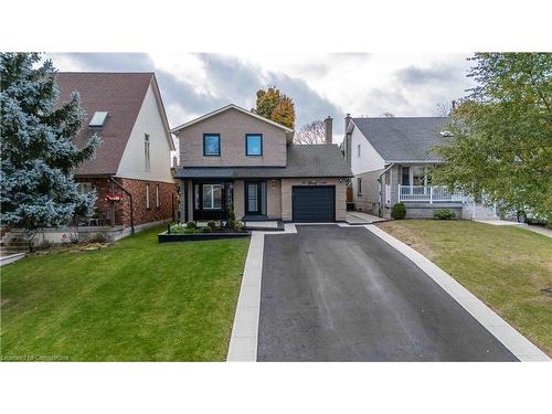 35 Quincy Court, Hamilton, ON - Outdoor With Facade