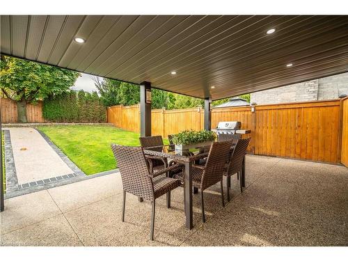 35 Quincy Court, Hamilton, ON - Outdoor With Deck Patio Veranda