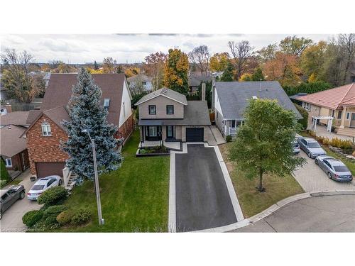 35 Quincy Court, Hamilton, ON - Outdoor With Facade