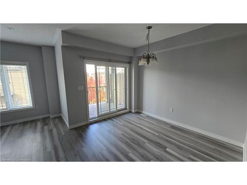 9 Ladybell Lane Lane, Hamilton, ON - Indoor Photo Showing Other Room