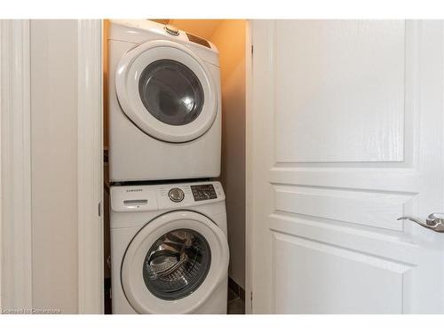 9 Ladybell Lane Lane, Hamilton, ON - Indoor Photo Showing Laundry Room