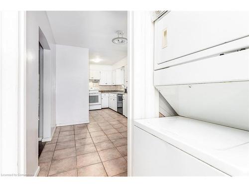 50 Toby Crescent, Hamilton, ON - Indoor Photo Showing Laundry Room