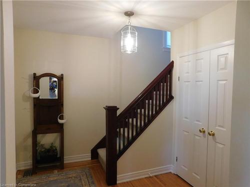 264 Wexford Avenue S, Hamilton, ON - Indoor Photo Showing Other Room