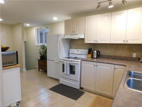 264 Wexford Avenue S, Hamilton, ON - Indoor Photo Showing Kitchen With Double Sink