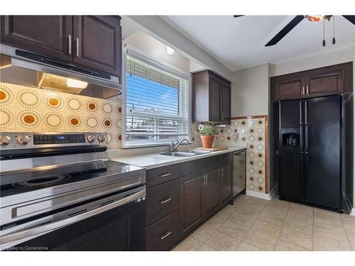 814 Tenth Avenue, Hamilton, ON - Indoor Photo Showing Kitchen With Double Sink