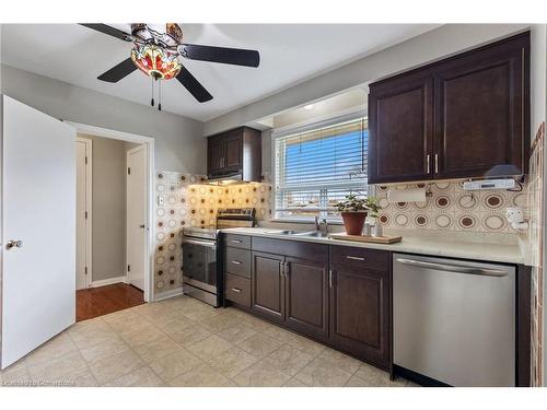 814 Tenth Avenue, Hamilton, ON - Indoor Photo Showing Kitchen With Double Sink