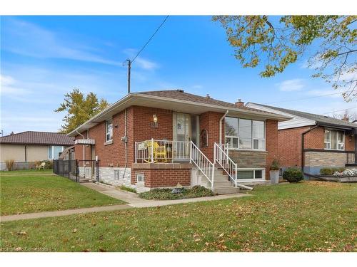 814 Tenth Avenue, Hamilton, ON - Outdoor