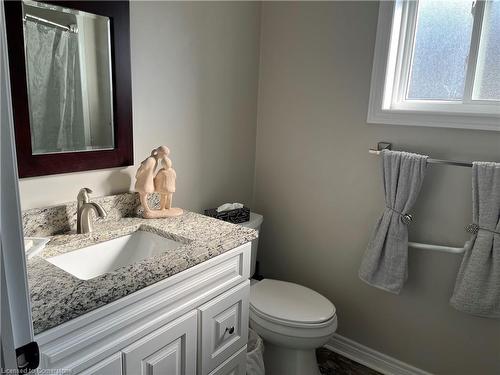 138 Concession Road W, Dunnville, ON - Indoor Photo Showing Bathroom