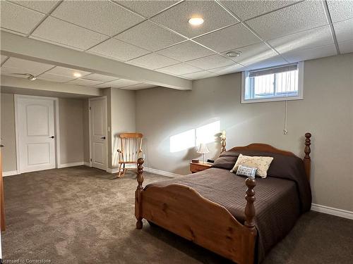 138 Concession Road W, Dunnville, ON - Indoor Photo Showing Bedroom