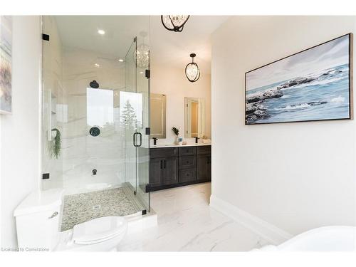 1 West Avenue, Stoney Creek, ON - Indoor Photo Showing Bathroom