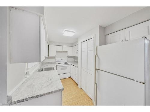 245 Stadacona Avenue, Ancaster, ON - Indoor Photo Showing Kitchen