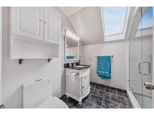 245 Stadacona Avenue, Ancaster, ON - Indoor Photo Showing Bathroom