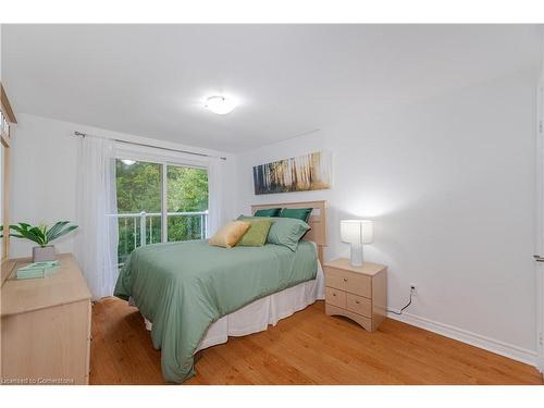 70 Lakecrest Trail, Brampton, ON - Indoor Photo Showing Bedroom