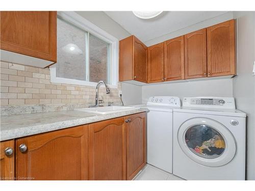 70 Lakecrest Trail, Brampton, ON - Indoor Photo Showing Laundry Room