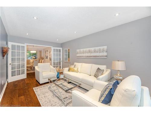 70 Lakecrest Trail, Brampton, ON - Indoor Photo Showing Living Room