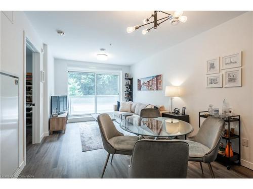 101-467 Charlton Avenue E, Hamilton, ON - Indoor Photo Showing Dining Room