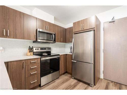 101-467 Charlton Avenue E, Hamilton, ON - Indoor Photo Showing Kitchen With Stainless Steel Kitchen